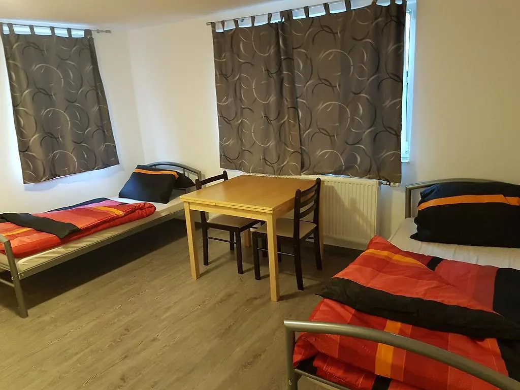 Mietzimmer In Štutgart 0*,  Německo